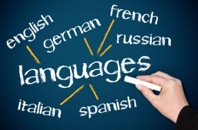 В 2022 году выпускники школ будут сдавать обязательный ЕГЭ по иностранному языку – Музаев