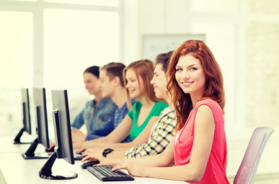 В Подмосковье более 400 школьников приняли участие в тренировочном ЕГЭ по информатике в компьютерной форме